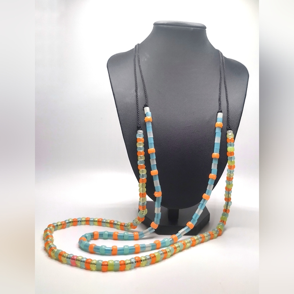 GLOW NECKLACE - Picture 4 of 15